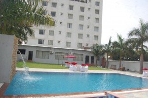 swimming pool in udaipur (12)